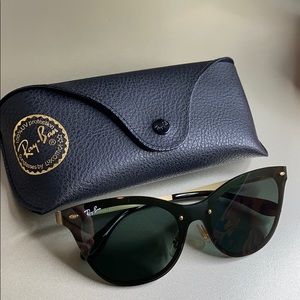 Rayban sunglasses SOLD❌